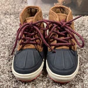 OshKosh B'gosh Brown and Black Kids Boots